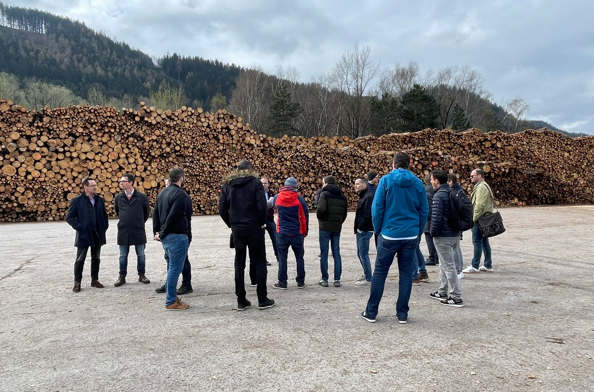 02_klimaaktivBetriebe_Exkursion_HallAG_20250327_AEA